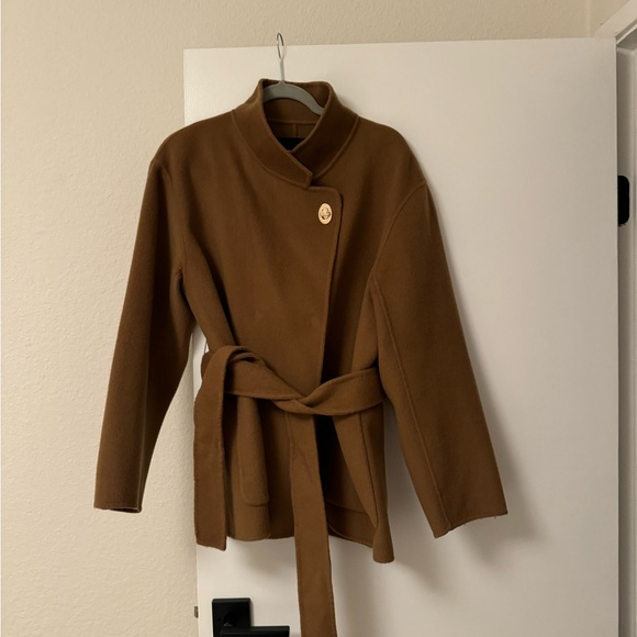 Maje Vottam Smooth Double-Faced Belted Wool-Blend Jacket - Picture 5 of 8